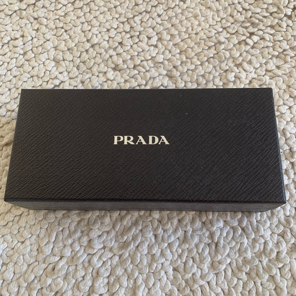 Brand New Prada Sunglasses - Picture 4 of 7